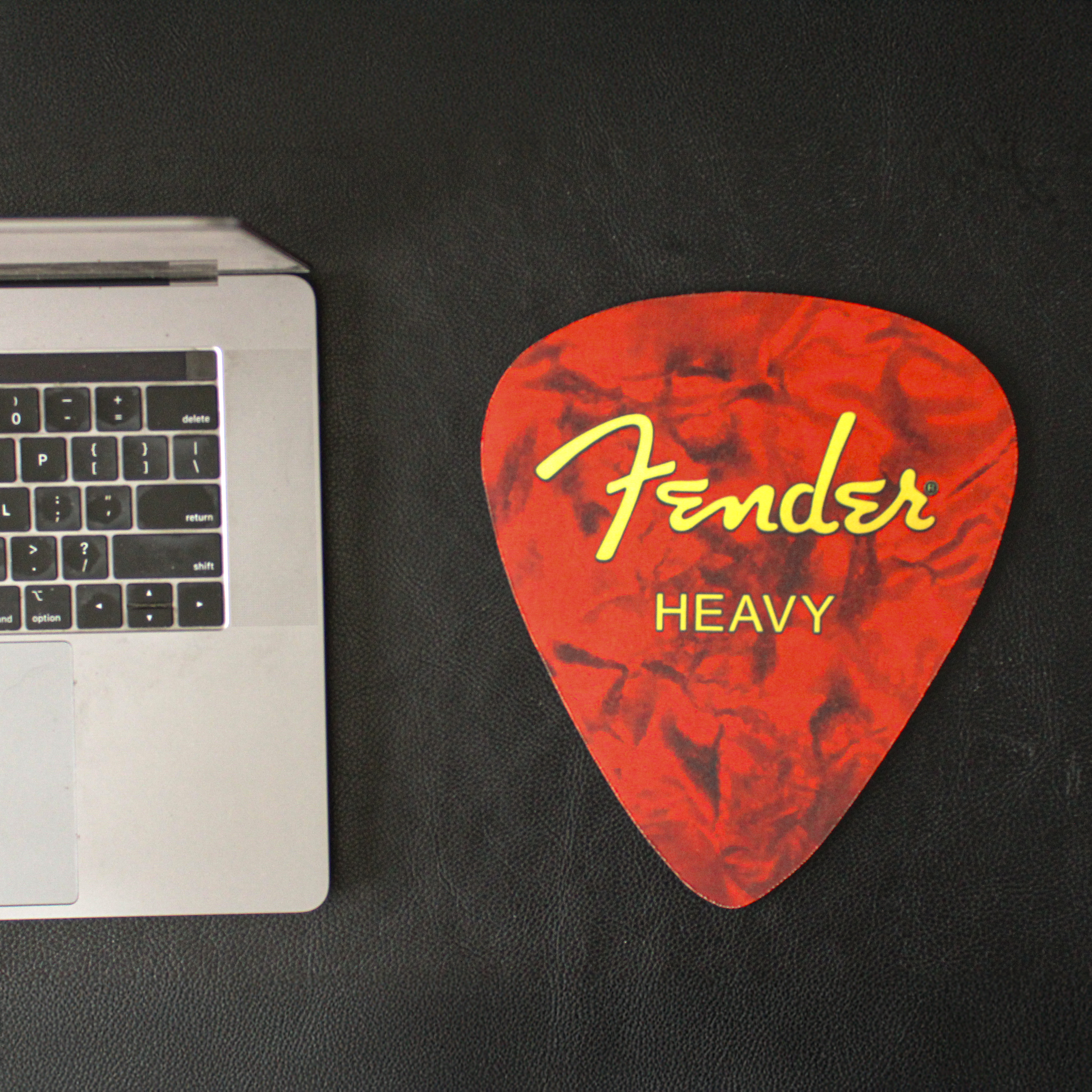 Fender Guitar Pick Mousepad Pluginz Keychains