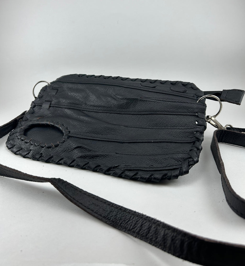 Black Finger Glove Purse - Blank No Patch Whenitwasagame baseballglovewallets.com