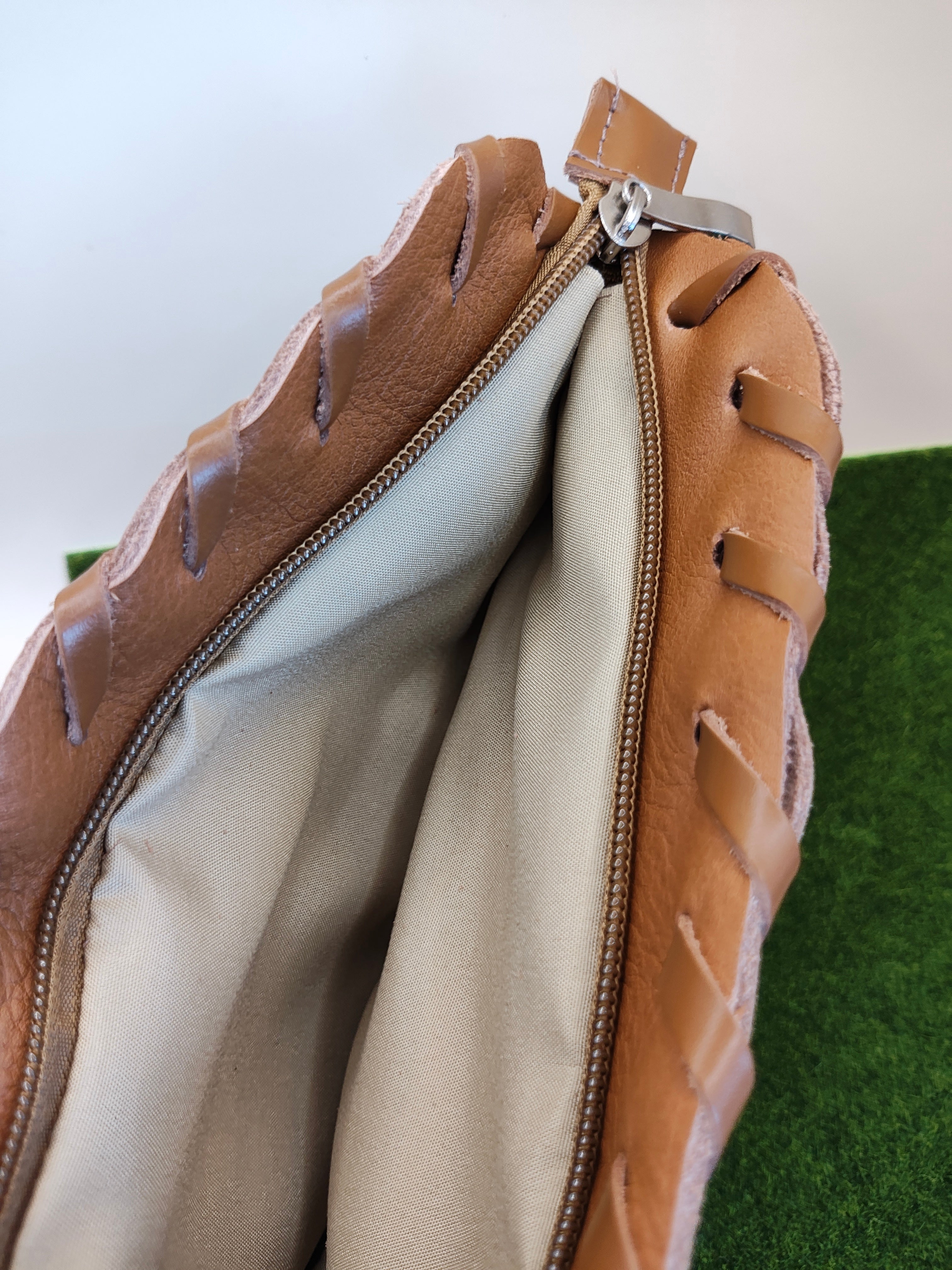 Finger Glove Purse - Blank No Patch Whenitwasagame baseballglovewallets.com