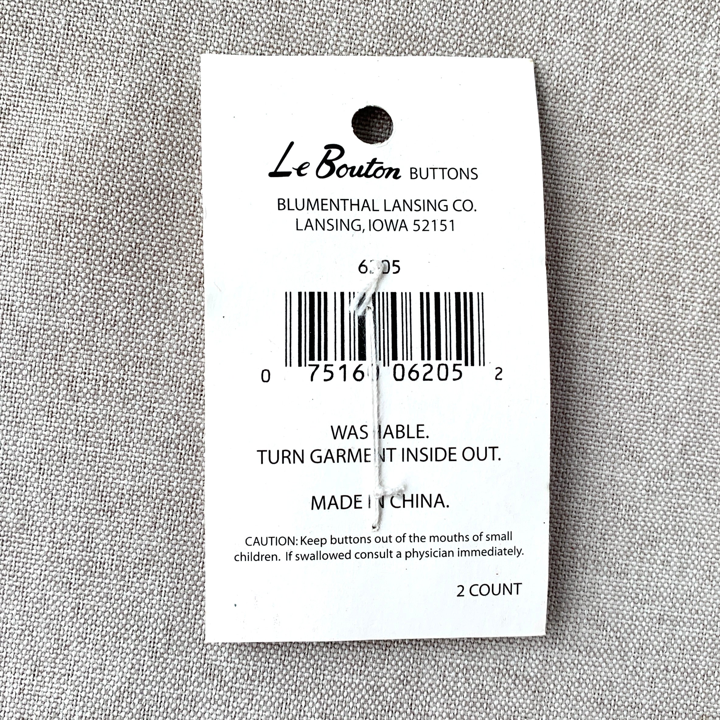 6205 Ladybug - Le Bouton - 2 Hole Button - Red The Attic Exchange