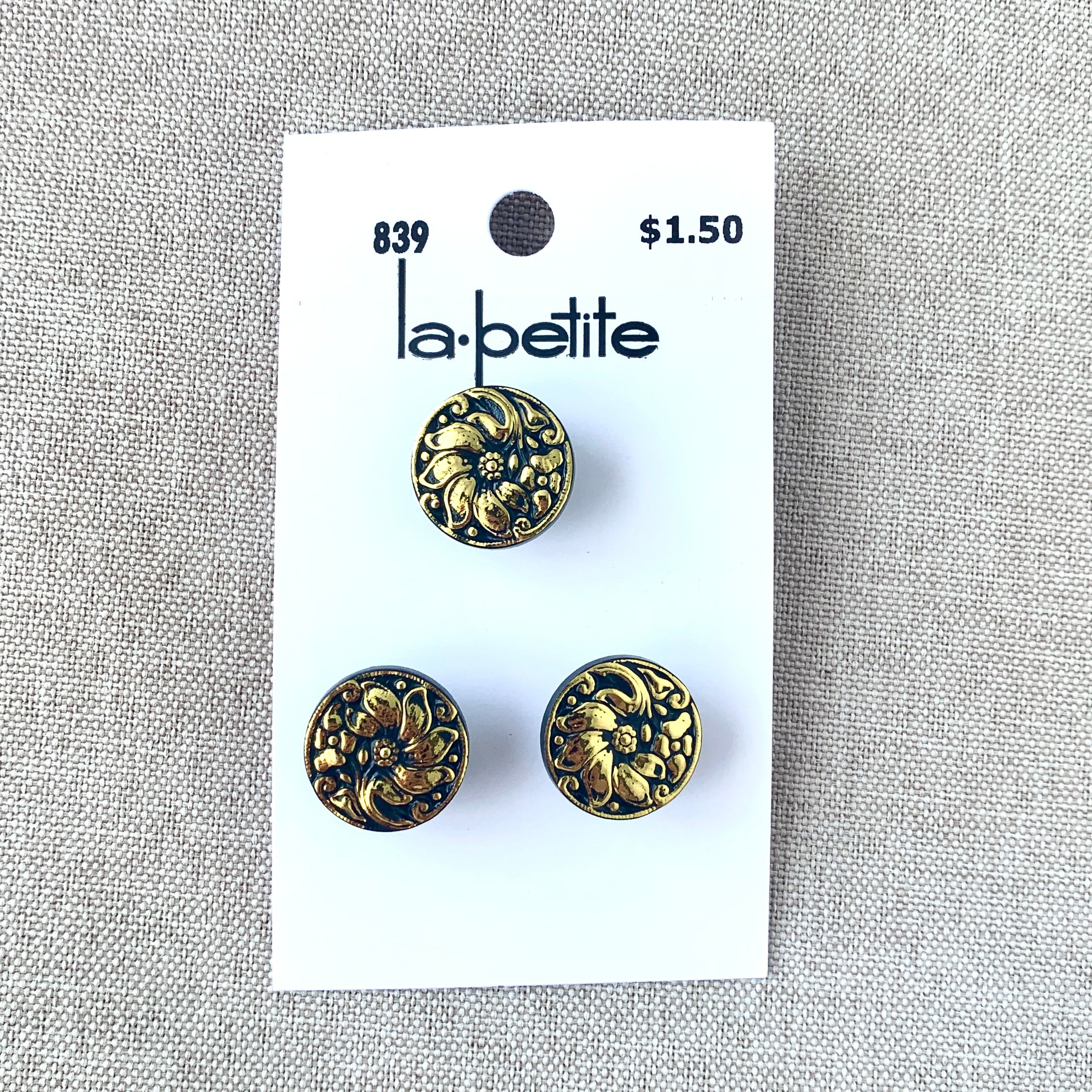 839 Gold Black Flower - La Petite - 1 Hole Shank - 13mm - Gold and Black The Attic Exchange