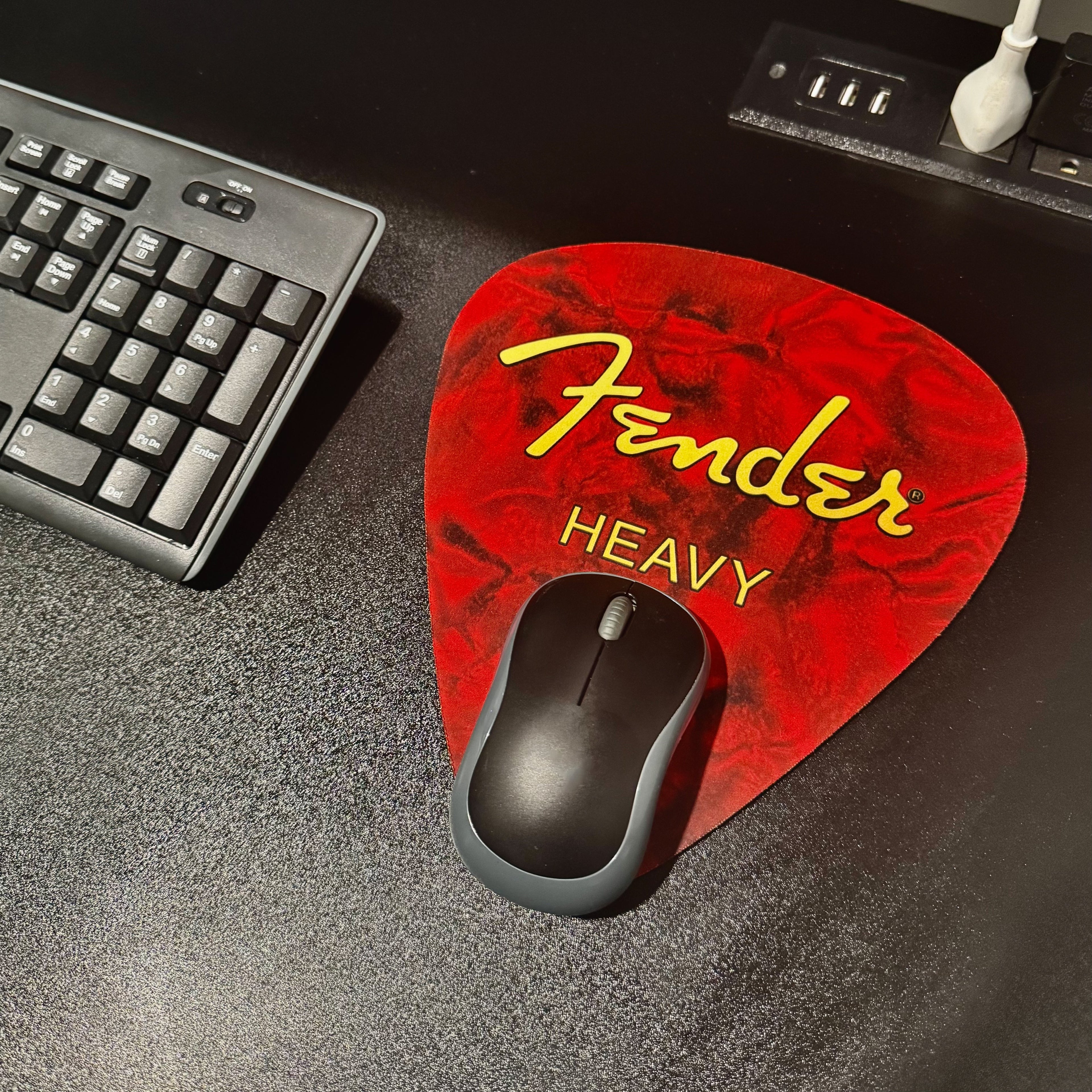 Fender Guitar Pick Mousepad Pluginz Keychains