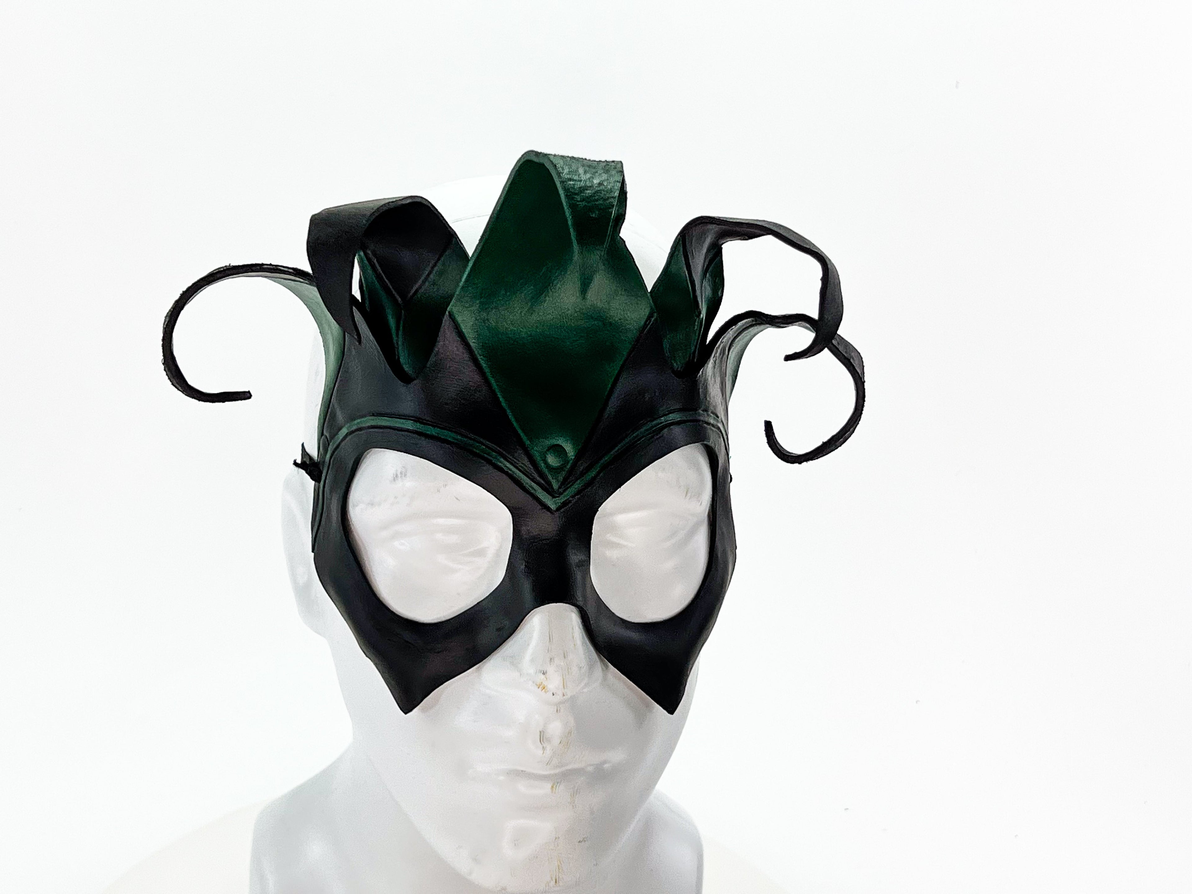 Handmade Genuine Leather Five Point Jester Mask in Green and Black No Bells Rockwell Masks