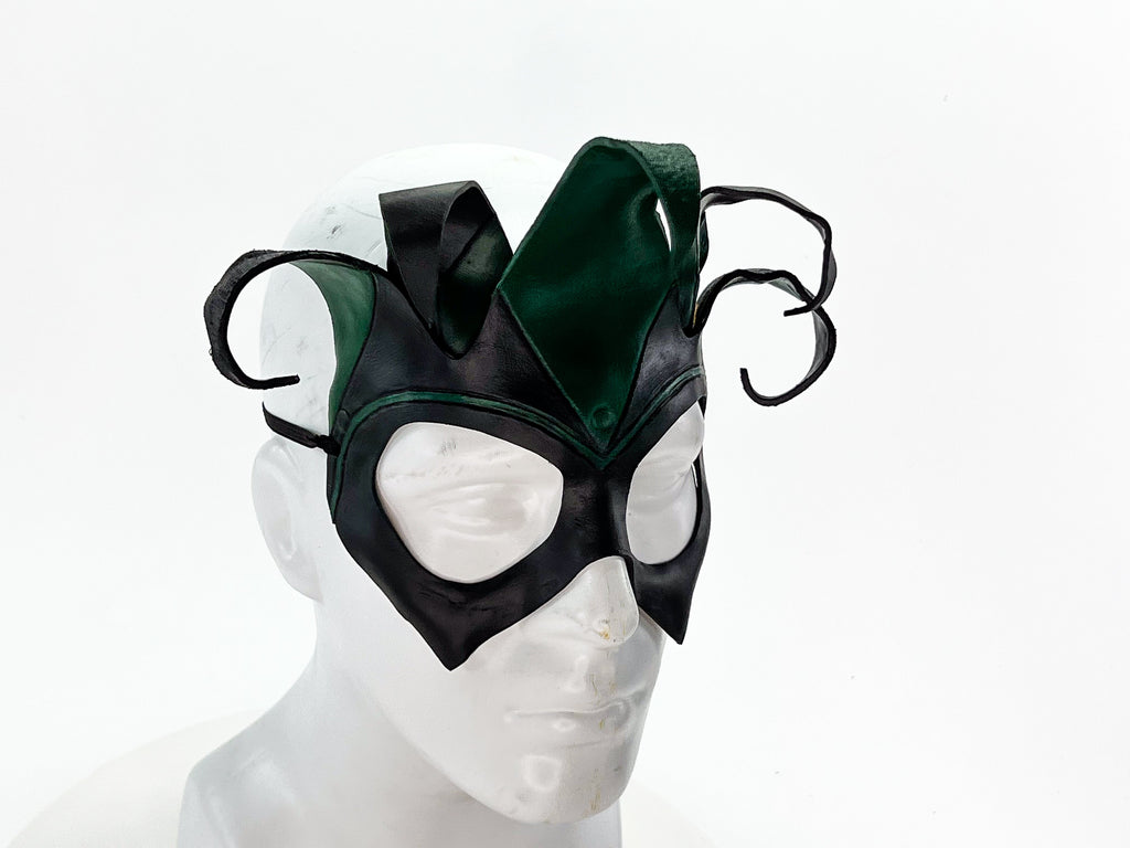 Handmade Genuine Leather Five Point Jester Mask in Green and Black No Bells Rockwell Masks