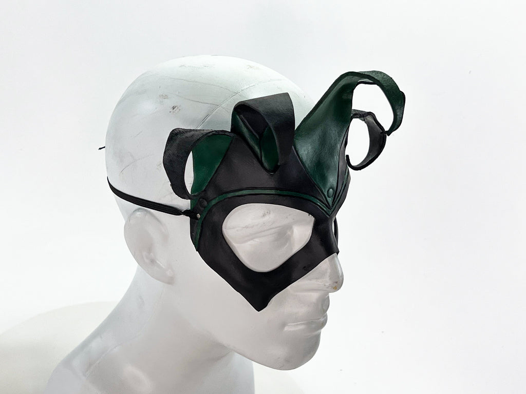 Handmade Genuine Leather Five Point Jester Mask in Green and Black No Bells Rockwell Masks