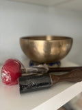 Heart Chakra Singing Bowl in F Sukha Sound Healing & Singing Bowls