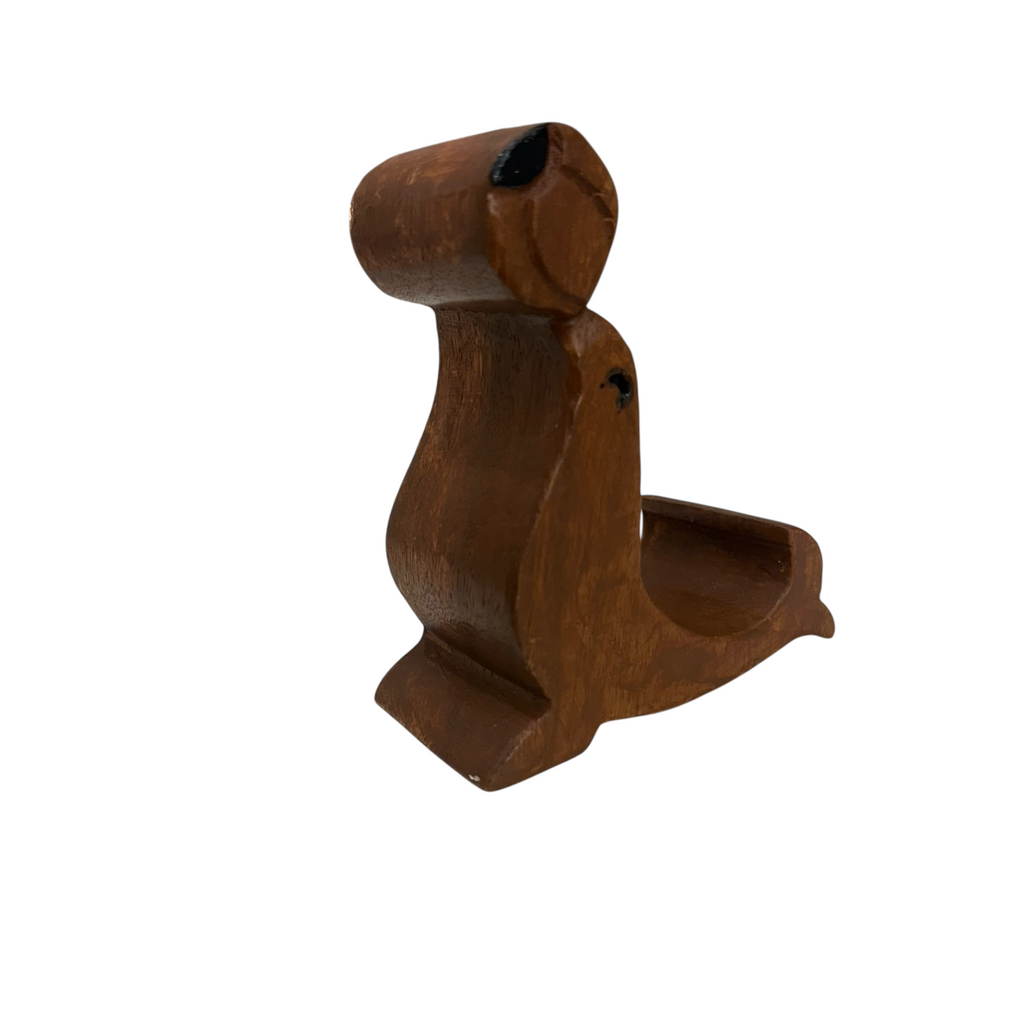 Wooden Seal Phone Holder (Dark Oak) Music Frog Co