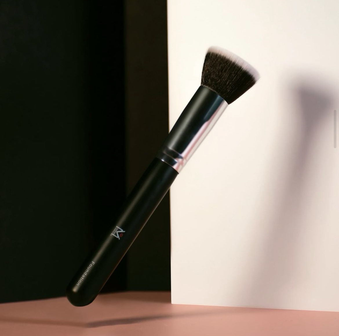 Voodoo Makeup Coconut Cream Foundation + Brush Voodoo Makeup