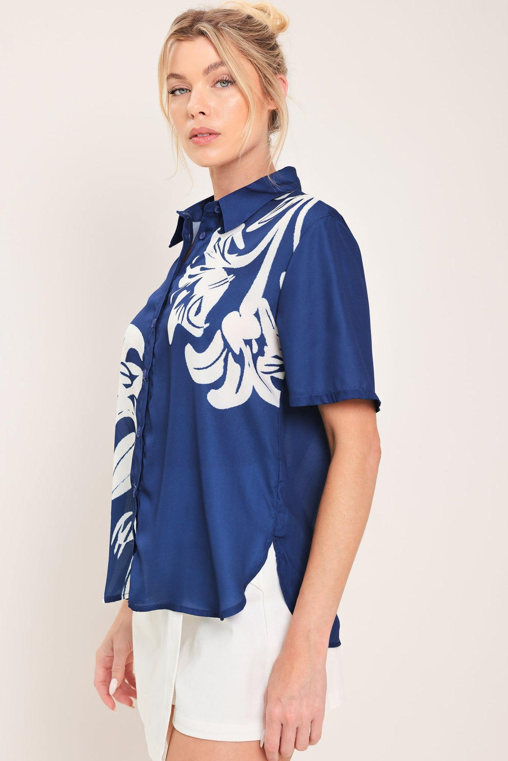 COASTAL BLOOM WOVEN TOP Flying Tomato