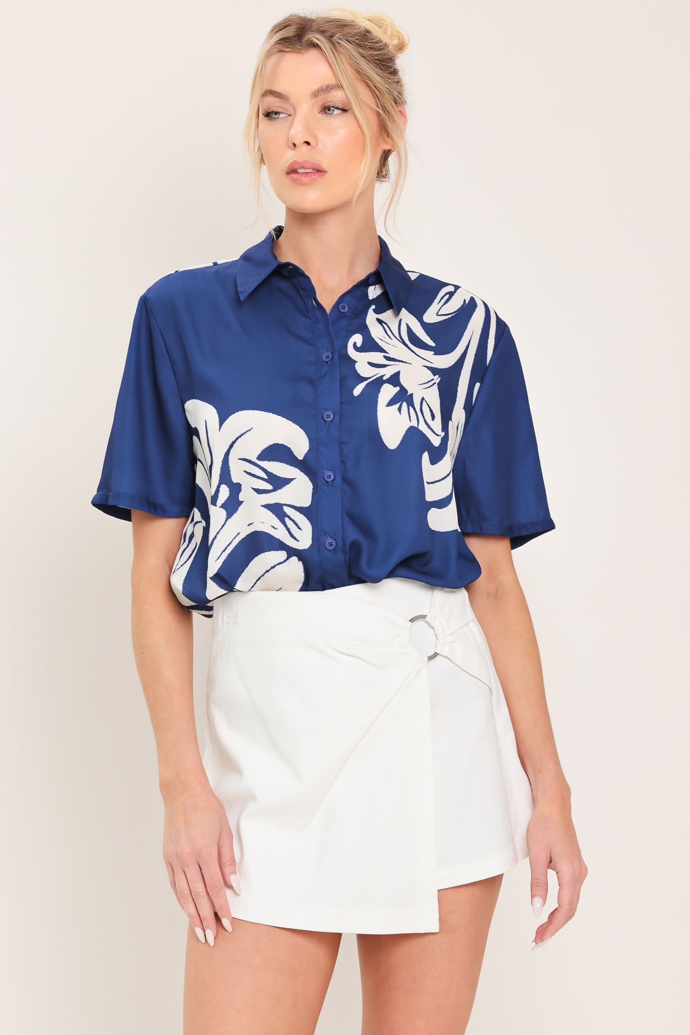 COASTAL BLOOM WOVEN TOP Flying Tomato