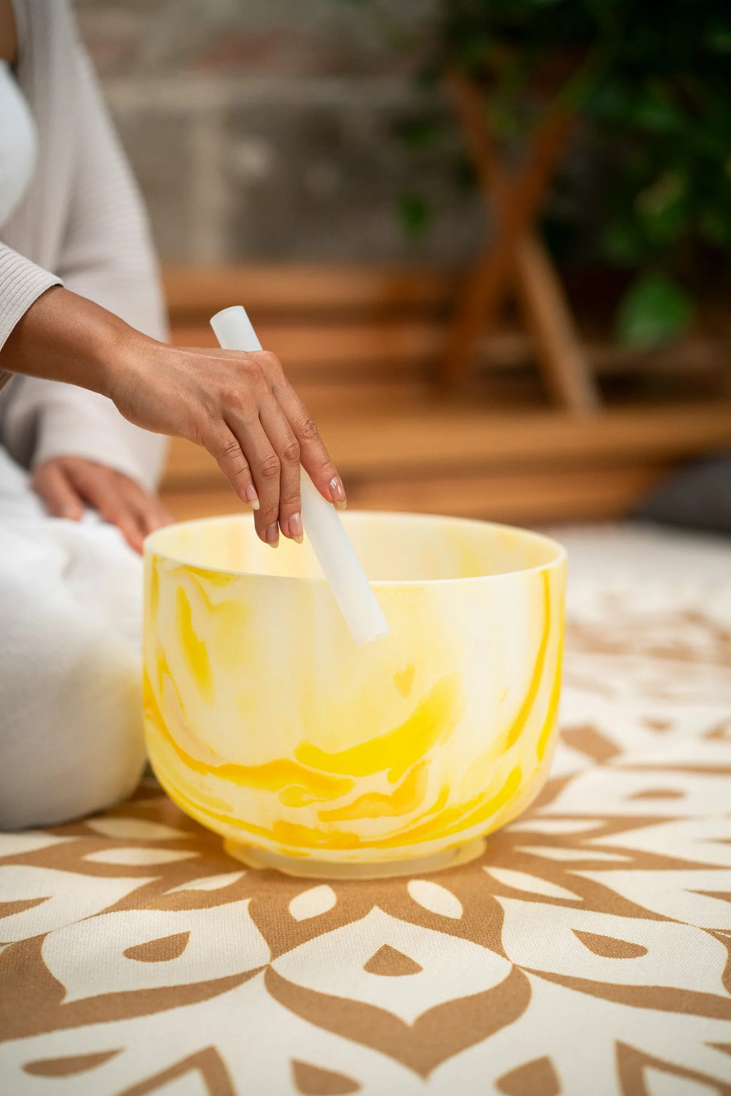 10" Marble Crystal Singing Bowl, E4, Solar Plexus Chakra, 432 Hz Utah Energy Healing Center
