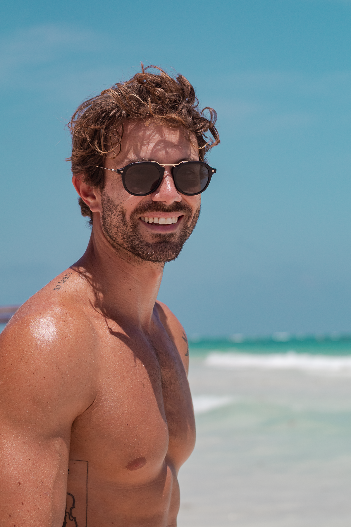 WESTBURY SUNGLASSES Out East Eyewear