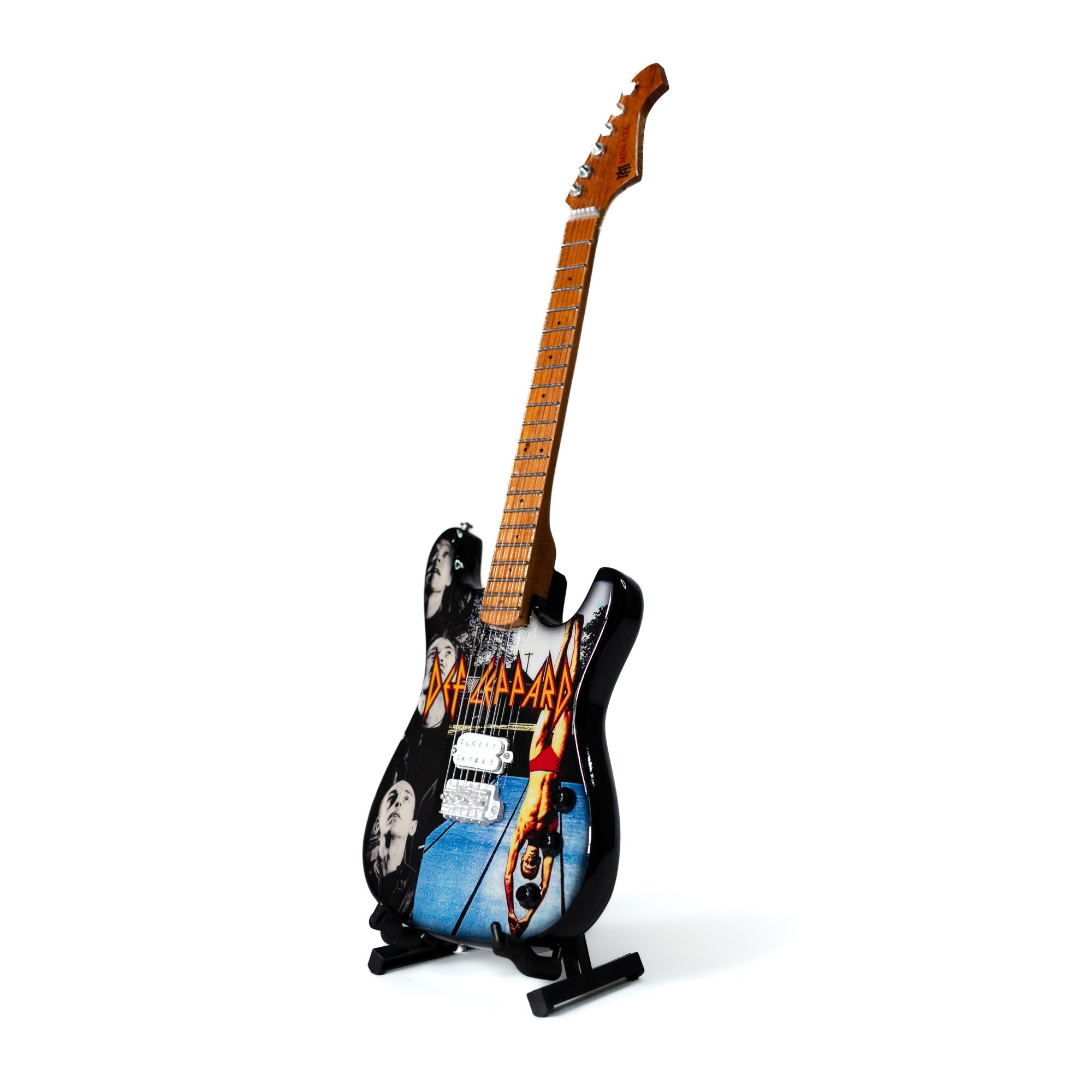Def Leppard’s “High ‘n’ Dry” Mini Axe The Mini Axe