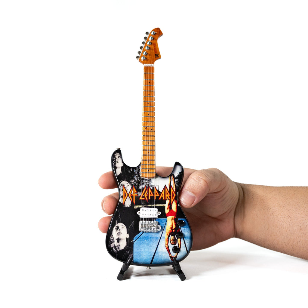 Def Leppard’s “High ‘n’ Dry” Mini Axe The Mini Axe