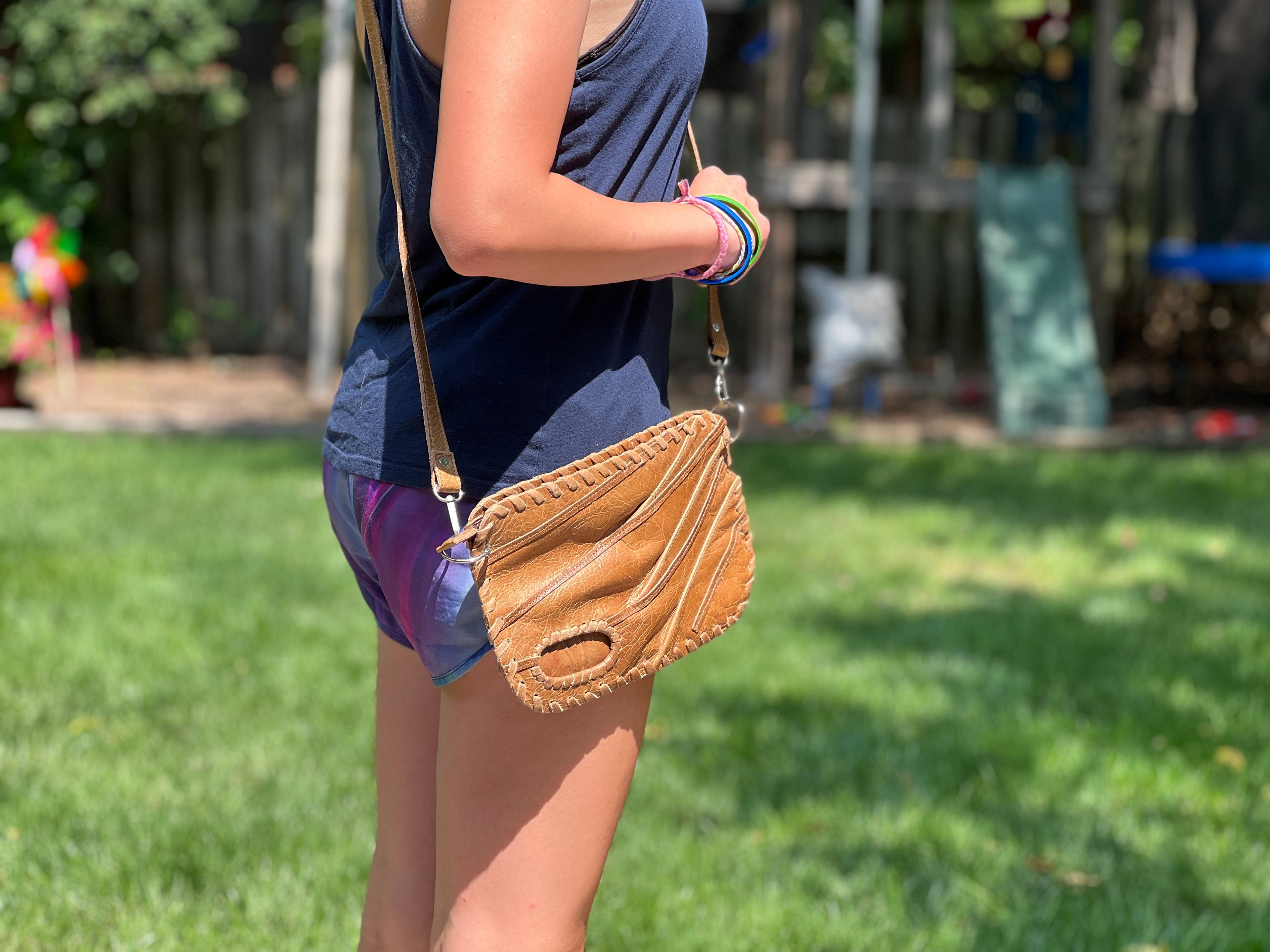 Finger Glove Purse - Blank No Patch Whenitwasagame baseballglovewallets.com