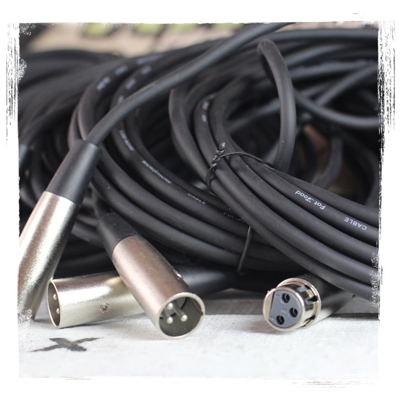 Microphone Cables by FAT TOAD (10 Pack) 20ft Professional Pro Audio XLR Mic Cord Patch with Female & Male Connector - 24 AWG Shielded Wire & Balanced GeekStands.com