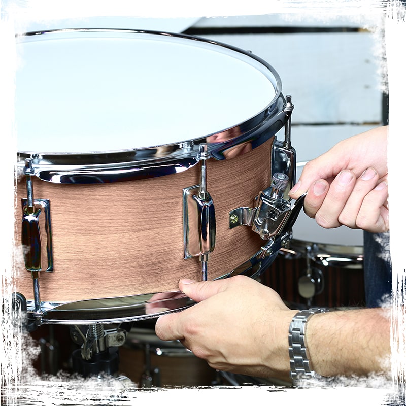 Oak Wood Snare Drum by GRIFFIN | PVC on Poplar Wood Shell 14" x 5.5" | Percussion Musical Instrument with Drummers Key for Students & Professionals|8 Tuning Lugs & Deluxe Snare Strainer GeekStands.com