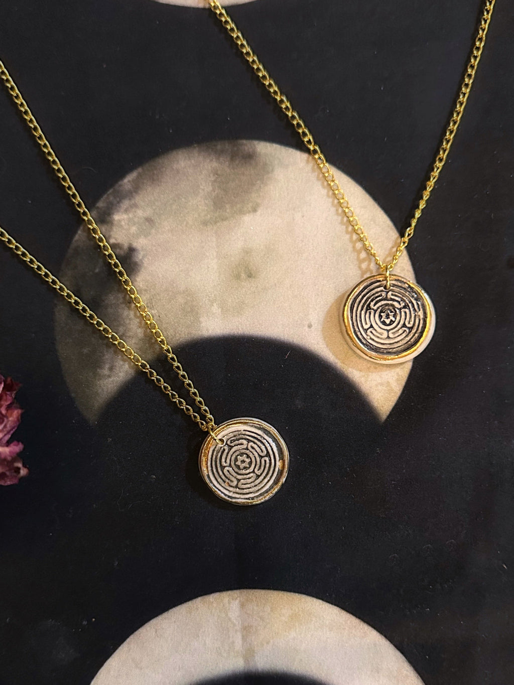 Strophalos of Hecate Wheel Porcelain Talisman - Necklace Keven Craft Rituals
