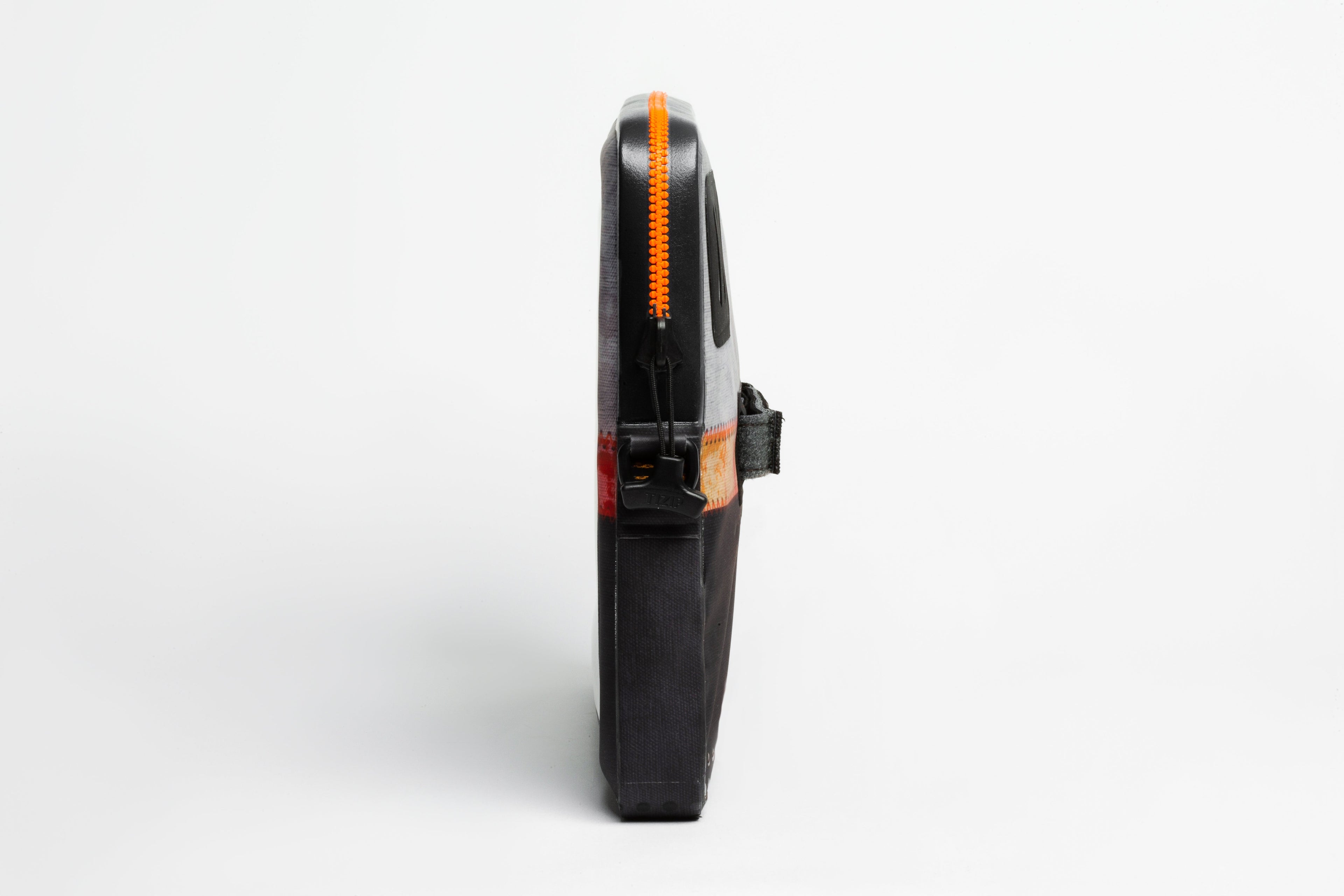Scratch N Dent ugo® Signature Collection TABLET XL ugo wear