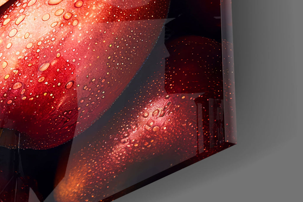 Queen of Apples Glass Wall Art || Designer Collection Insigneart USA