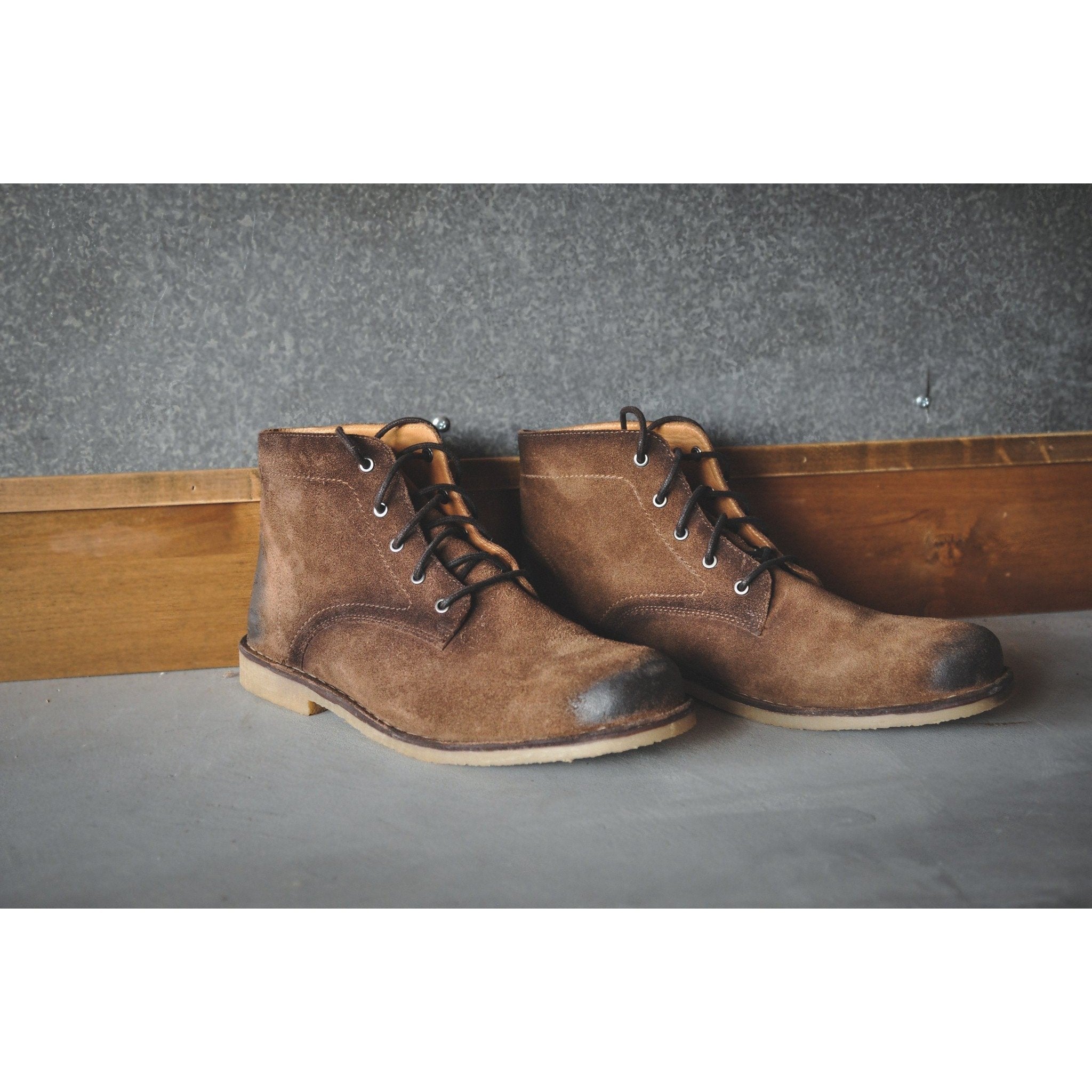 The Grover | Burnished Tobacco Suede Gentleman.Clothing