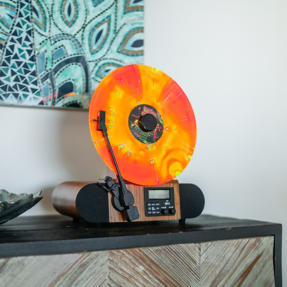 Fuse Vert Vertical Vinyl Record Player Fuse Audio