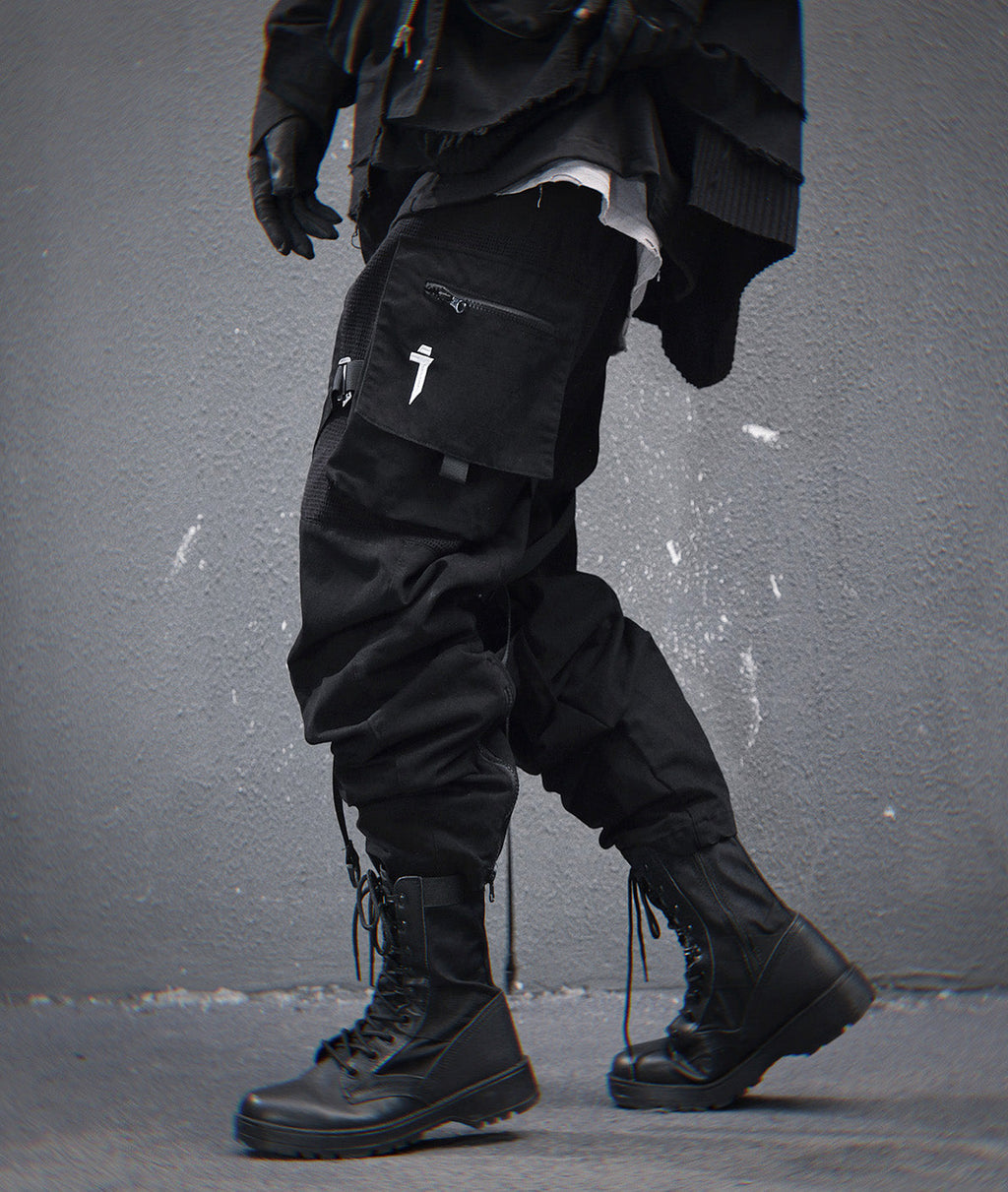 HiP46 Black NX Cargo Pants Niepce