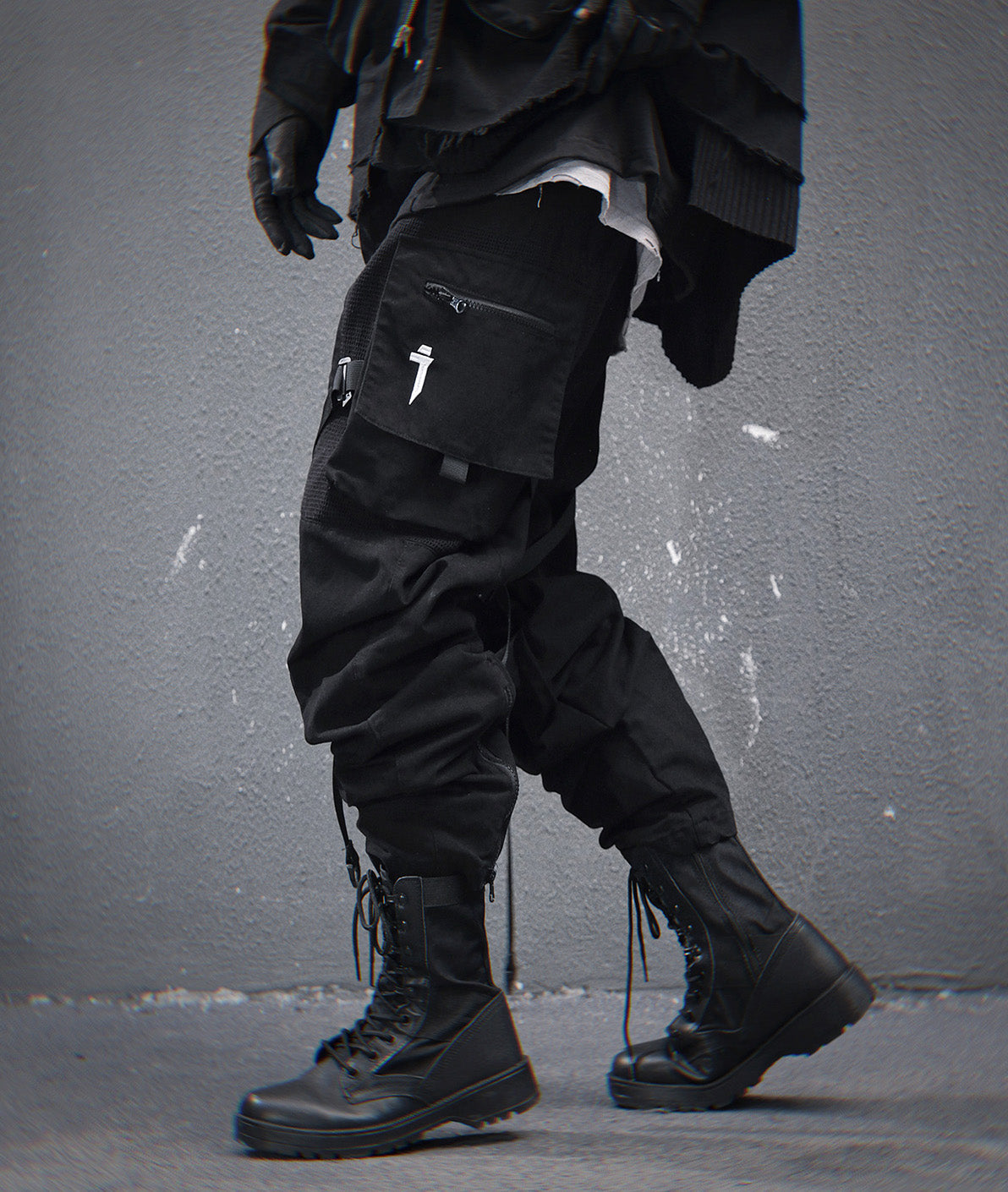 HiP46 Black NX Cargo Pants Niepce