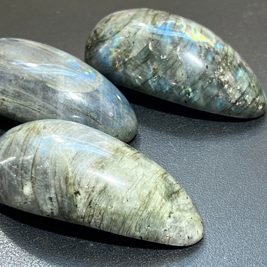 Labradorite Massage Stone Tool Polished Gemstone Carving Amazing Crystals