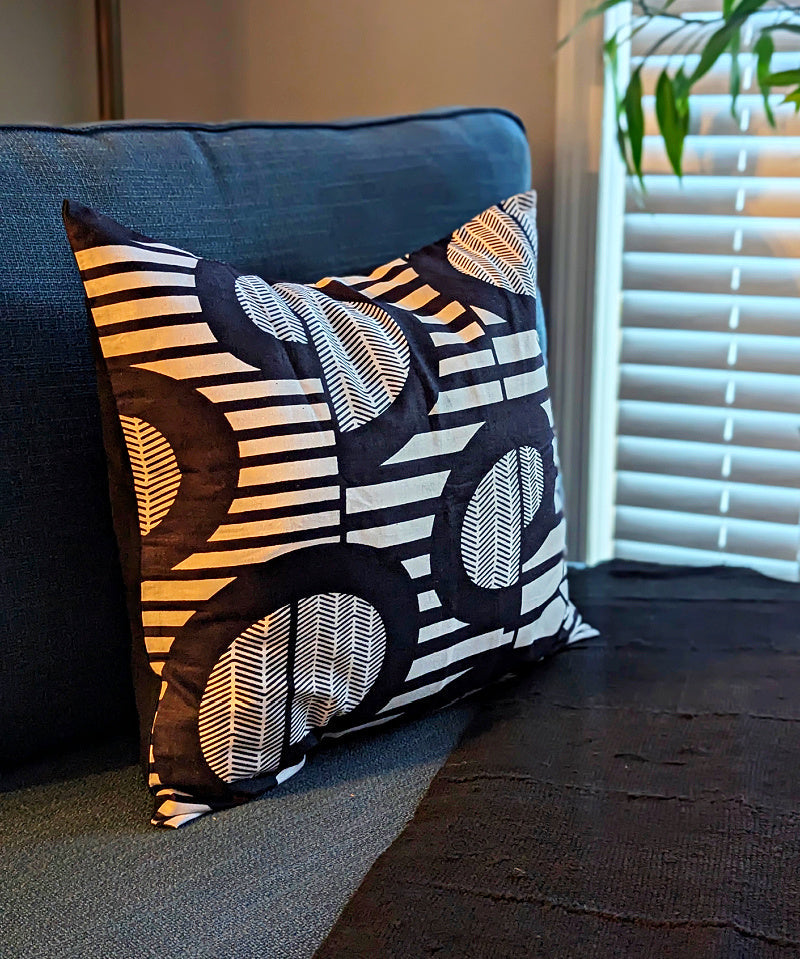 African Print Fabric Pillow Cover - Black White Abstract Pattern Reflektion Design