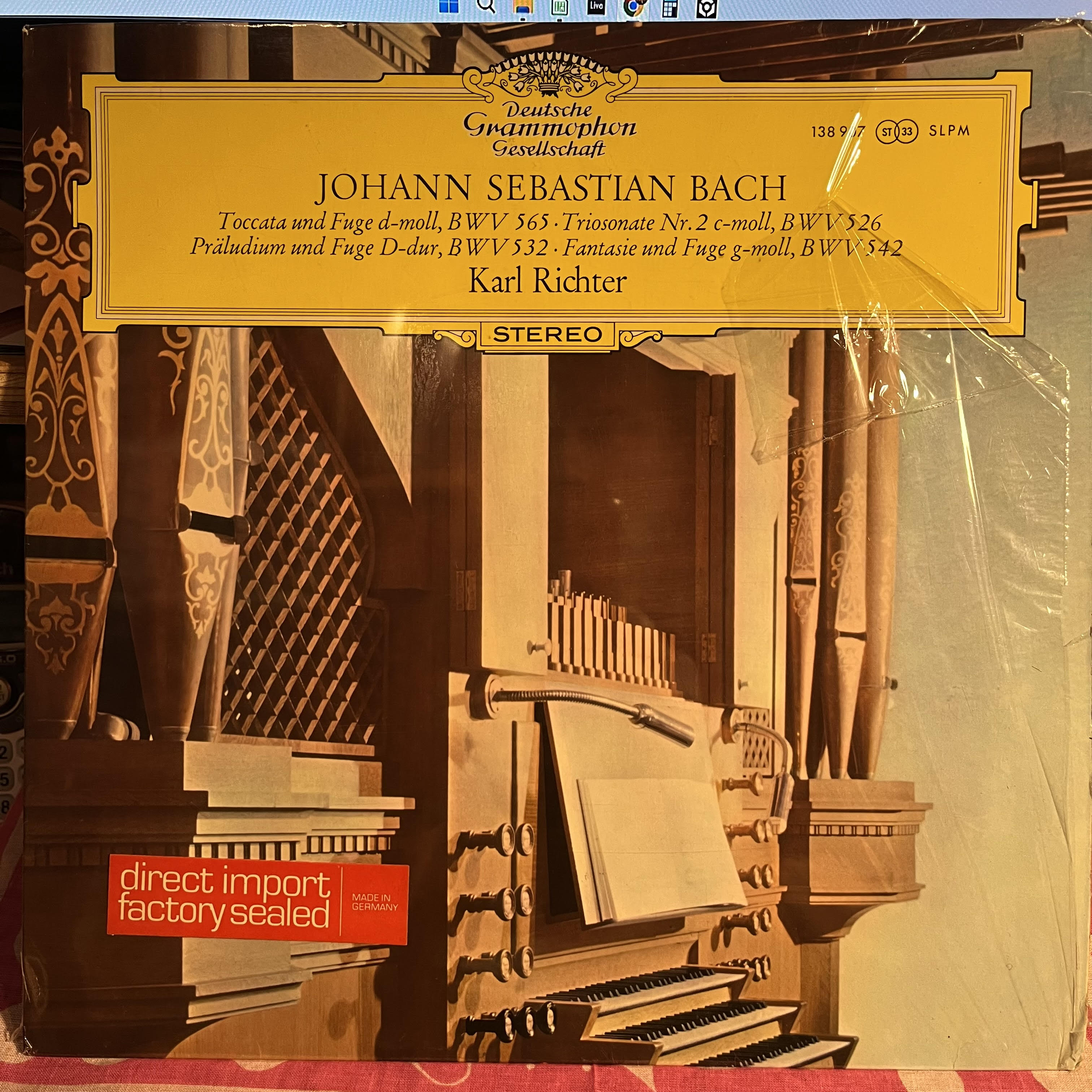 Johann Sebastian Bach - Toccata Und Fuge d-moll, BWV 565 · Triosonate Nr. 2 c-moll, BWV 526 · Präludium Und Fuge D-dur, BWV 532 · Fantasie Und Fuge g-moll, BWV 542 *SHRINK/GERMANY* | Near Mint (NM) Near Mint (NM) Love Vinyl Records