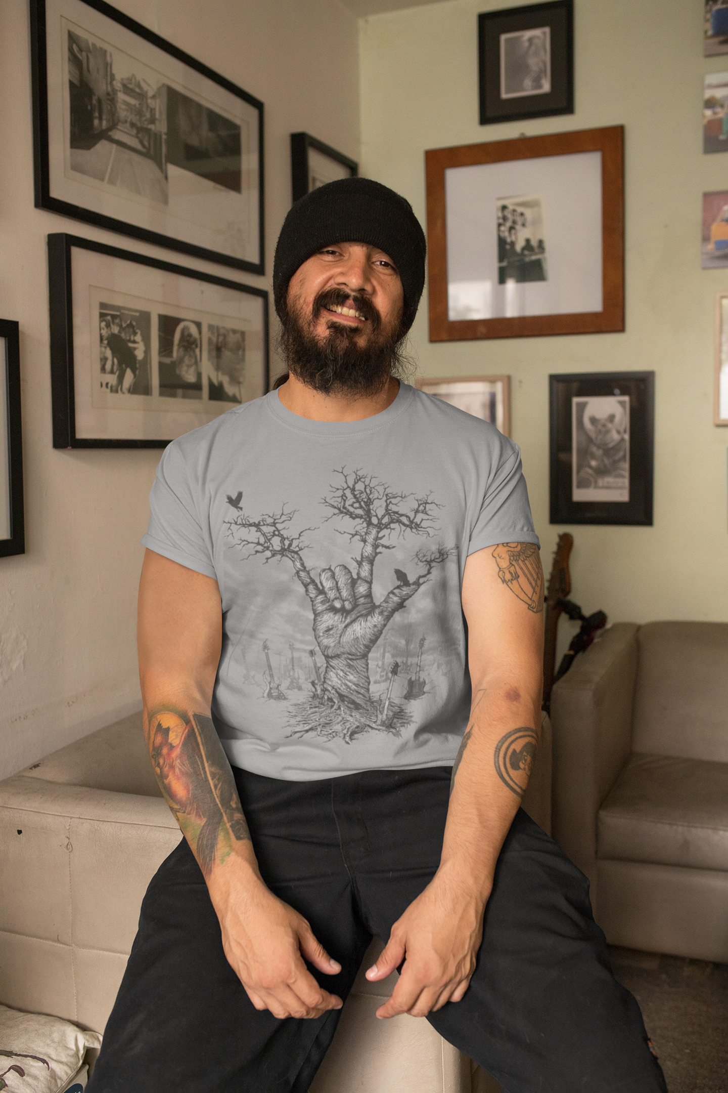 Metal Tree Hand Design w/Guitars Taboo