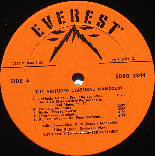 Edith Bauer-Slais With The Vienna Chamber Ensemble - The Virtuoso Classical Mandolin | Very Good Plus (VG+) Very Good Plus (VG+) Love Vinyl Records