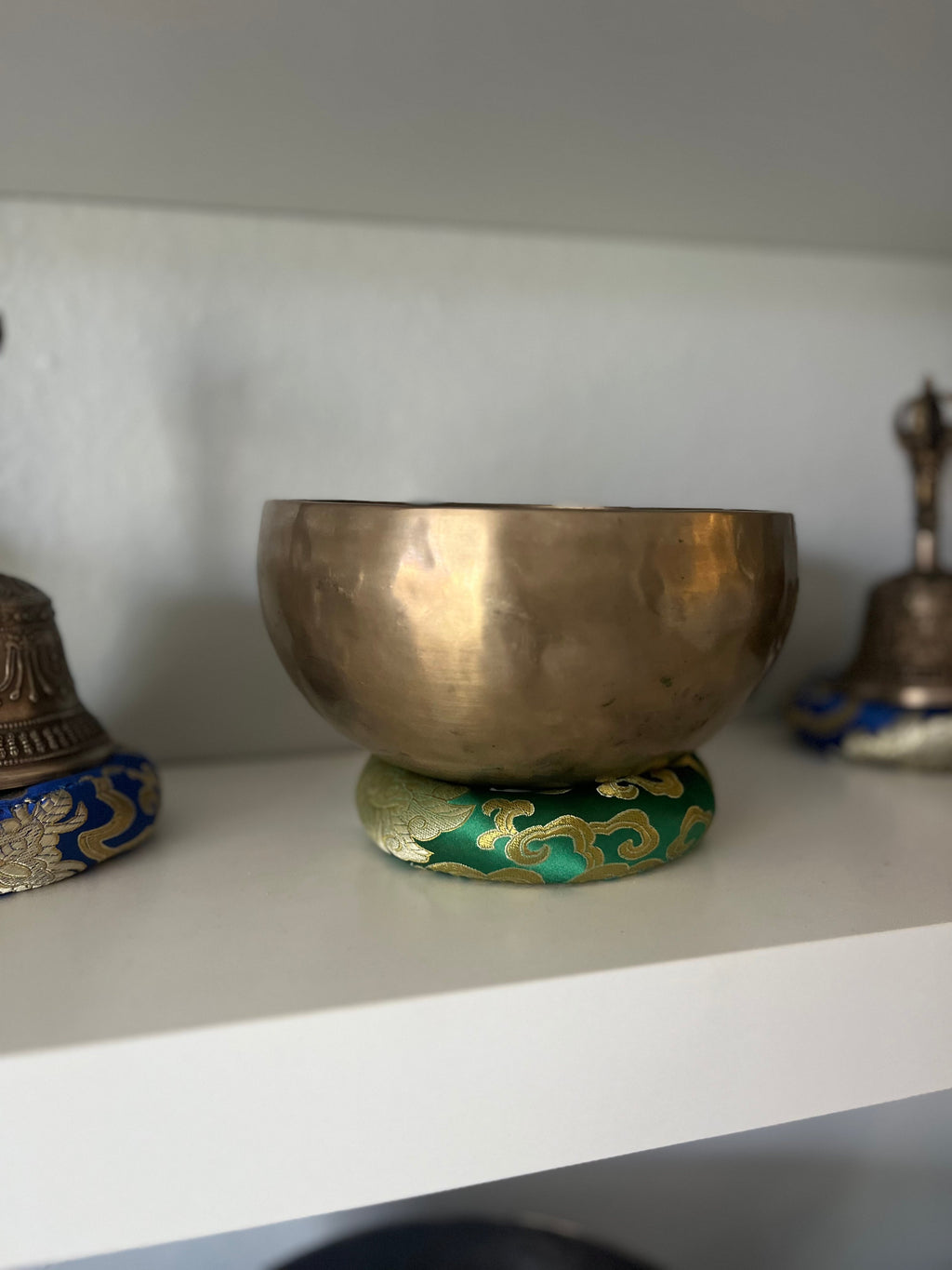 Matte Singing Bowl Set Sukha Sound Healing & Singing Bowls