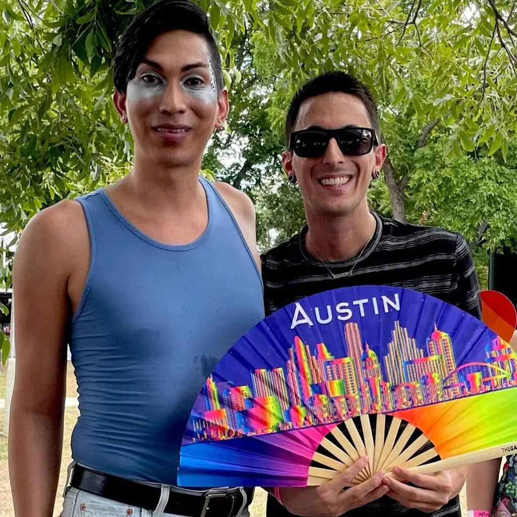 Keep It Weird Clack Fan The Gay Fan Club