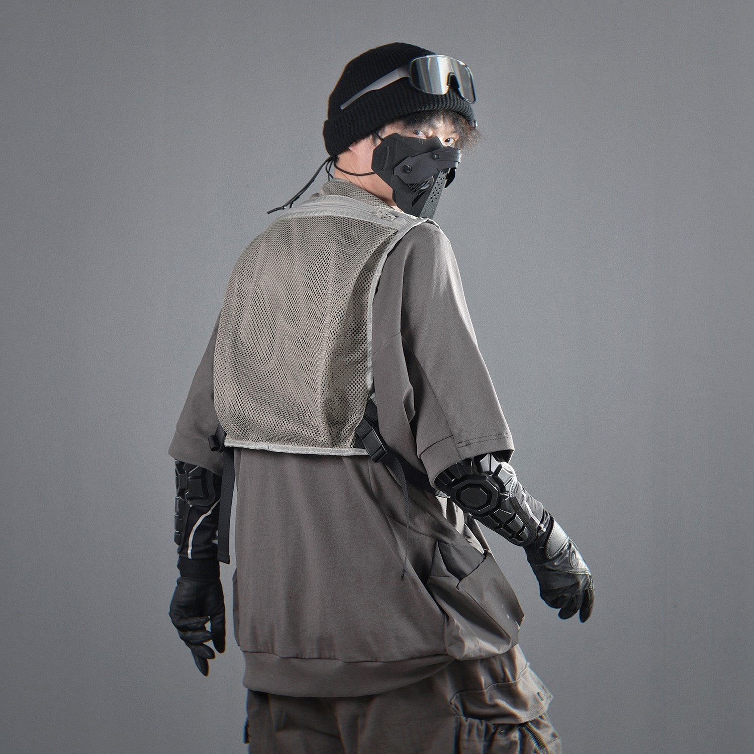 HiV5 Techwear Utility Vest Niepce