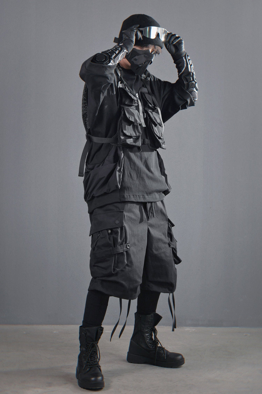 HiV5 Techwear Utility Vest Niepce