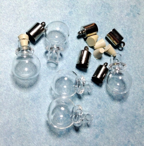 Handblown Round Glass Bottles - Glass Vials - With rubber corks and cap with loop - Gbottle-rbulb - Package of 5 Bottles The Attic Exchange