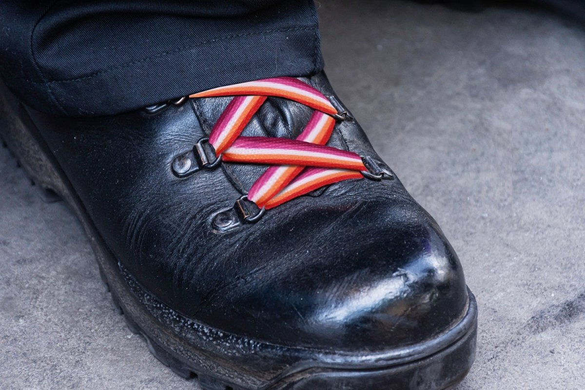 Lesbian Sunset Flag Shoe Laces (1 Pair) The Awareness Company