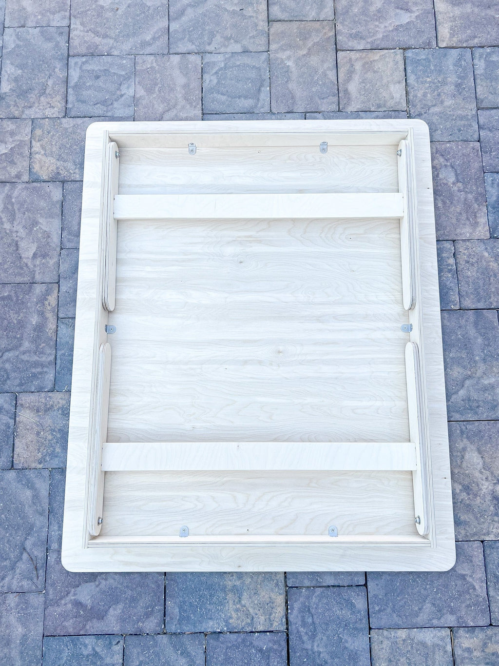 LESLIE- Foldable Picnic Table Bush Acres
