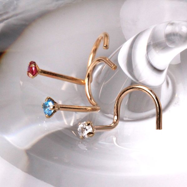 14Kt Yellow Gold Screw Nose Ring with Prong Setting Gem Fashion Hut Jewelry