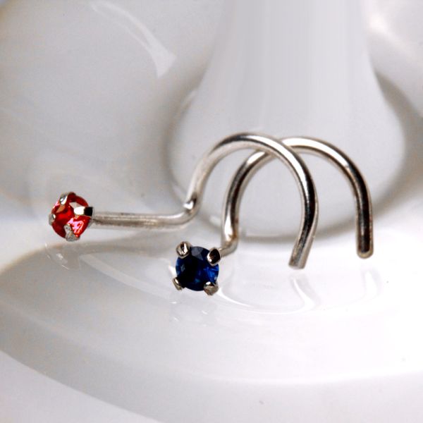 14Kt White Gold Screw Nose Ring with Prong Setting Gem Fashion Hut Jewelry