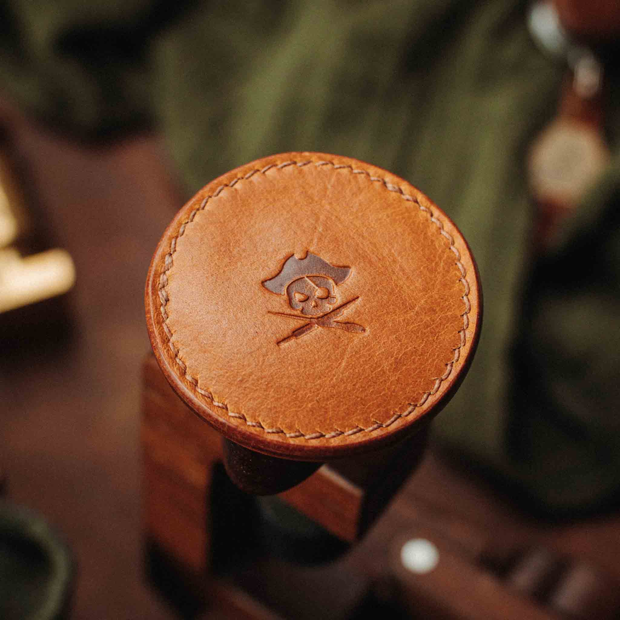 Round Coin Holder - Peso Pocket v2 | Challenge Coin Case | Handcrafted Leather Pirate Goods