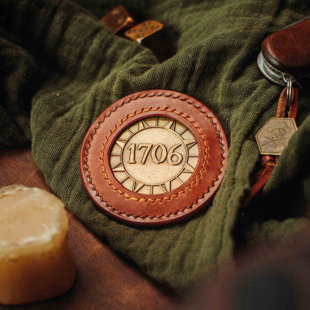Round Coin Holder - Peso Pocket v2 | Challenge Coin Case | Handcrafted Leather Pirate Goods
