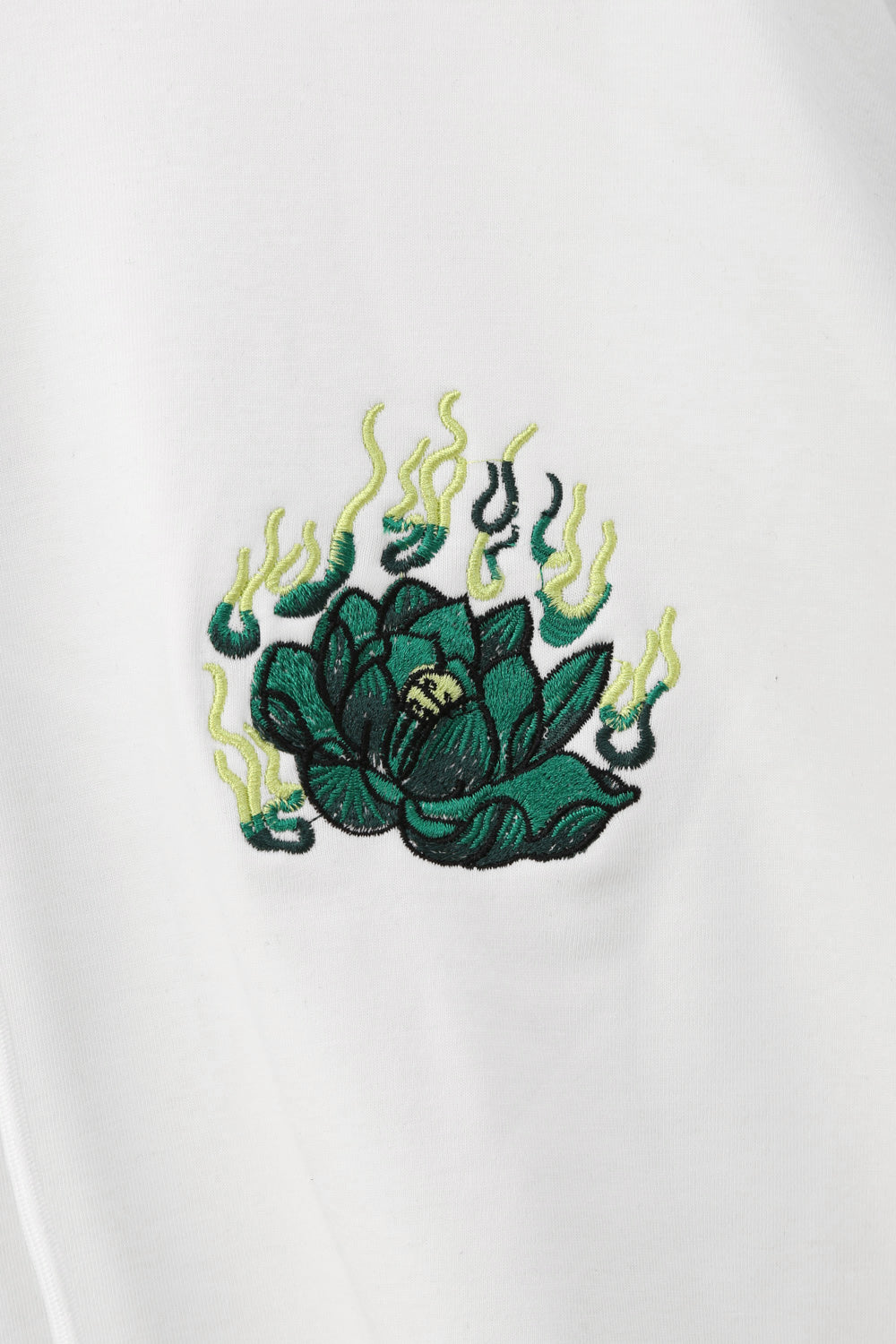 SW9007 Emerald Kirin Embroidery Sweater Niepce
