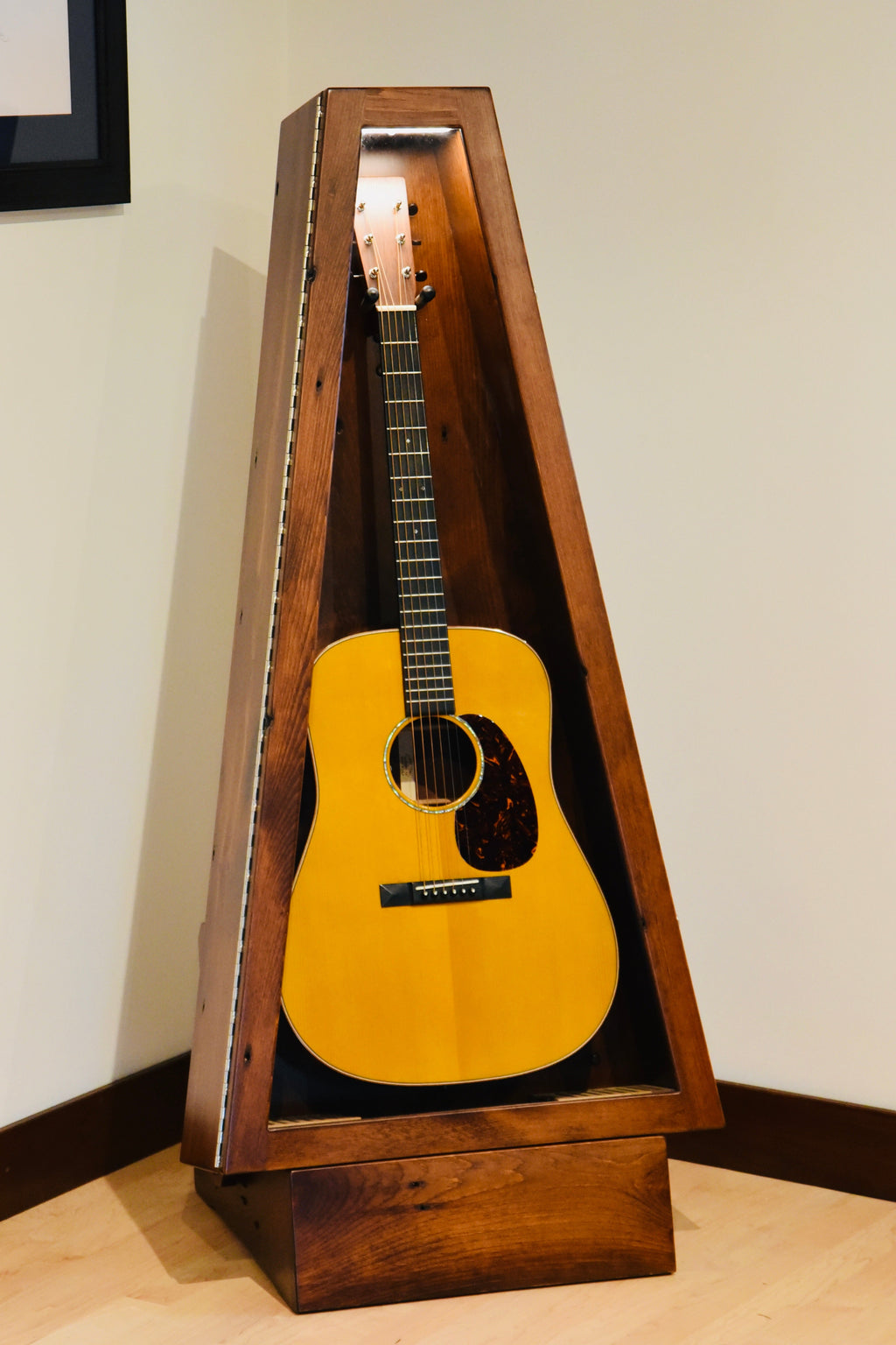 ClimaStand Triangle Humidor with Base - 300 Year Old Reclaimed Wood with Boston Stain Acoustic Remedy Cases