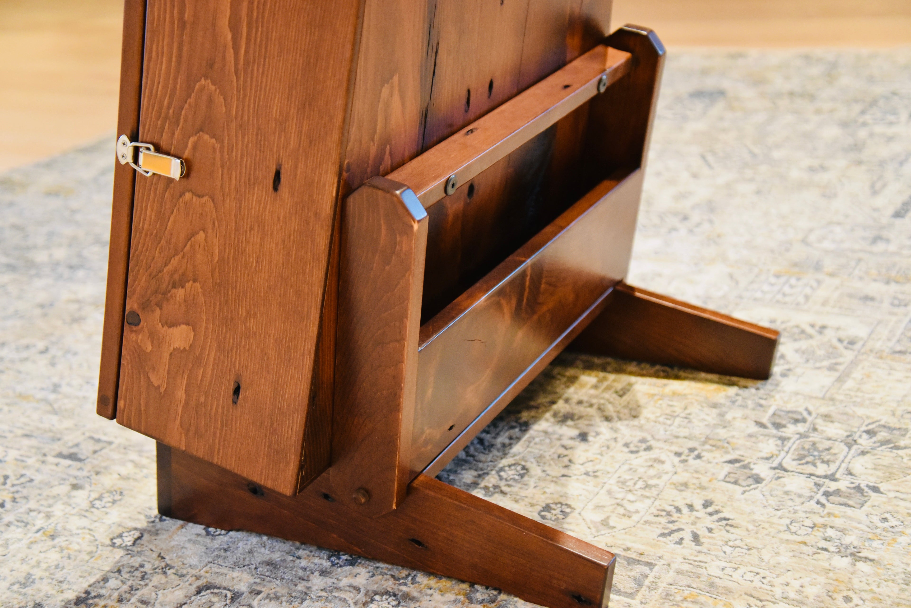 ClimaStand Triangle Humidor with Base - 300 Year Old Reclaimed Wood with Boston Stain Acoustic Remedy Cases
