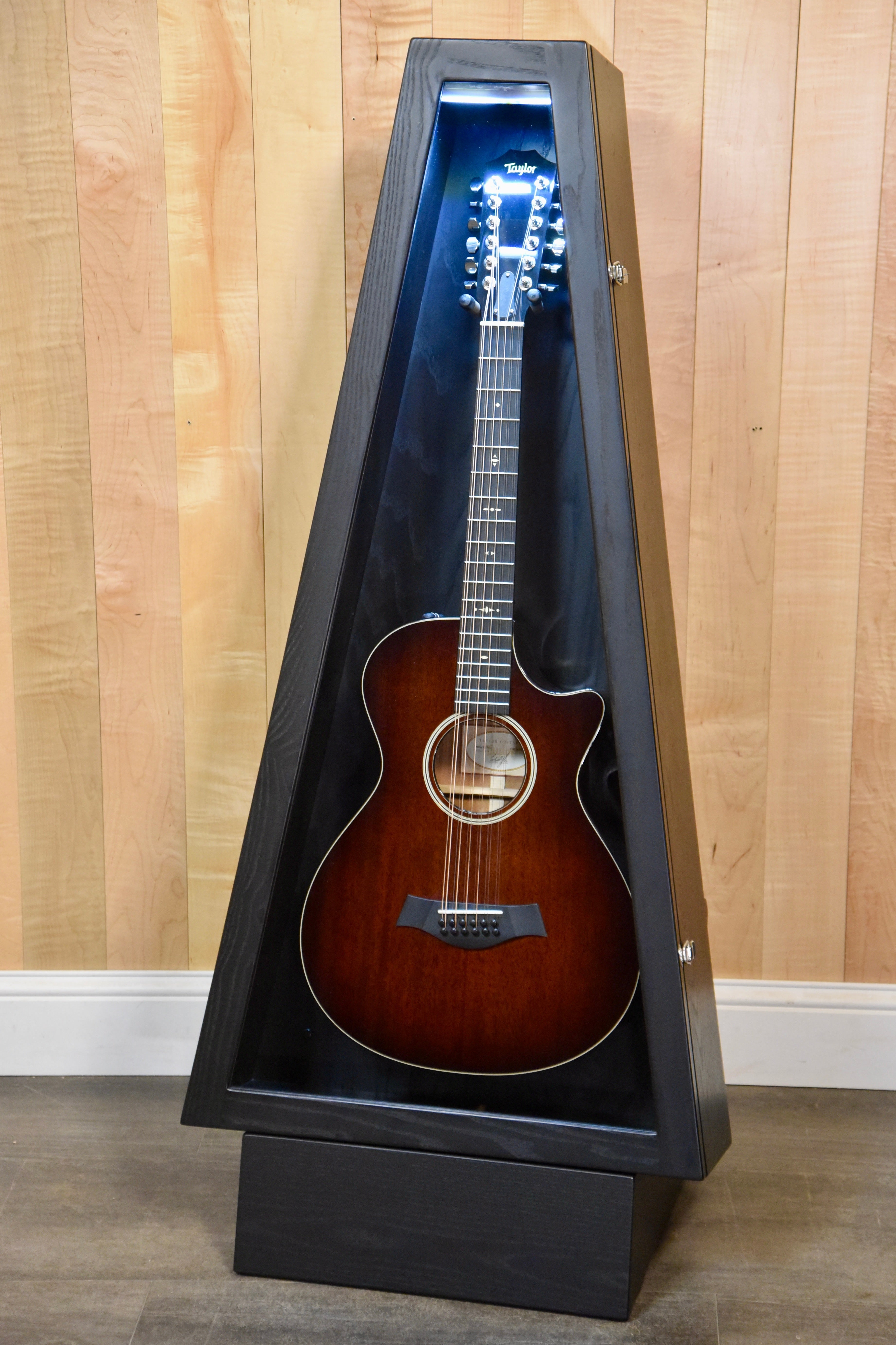 ClimaStand Triangle Humidor with Base - Northern White Ash with Piano Black Acoustic Remedy Cases