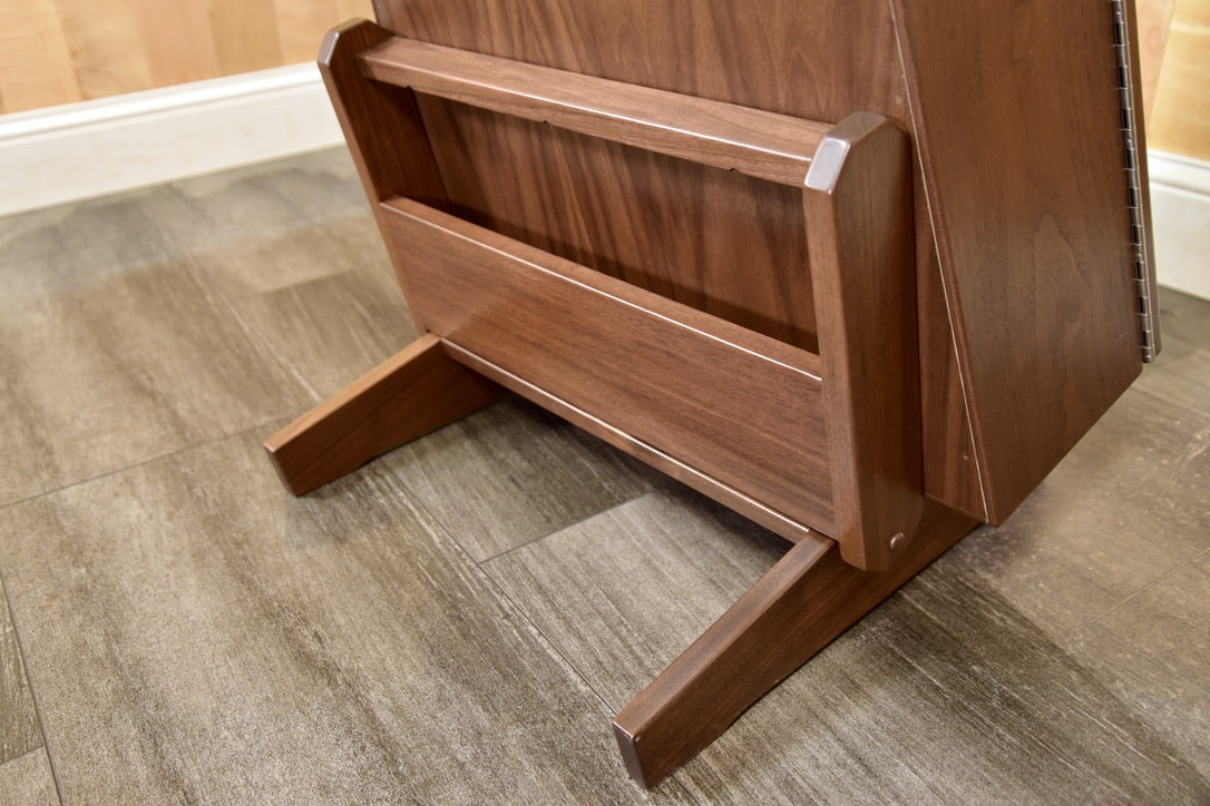 ClimaStand Triangle Humidor with Base - Walnut Acoustic Remedy Cases