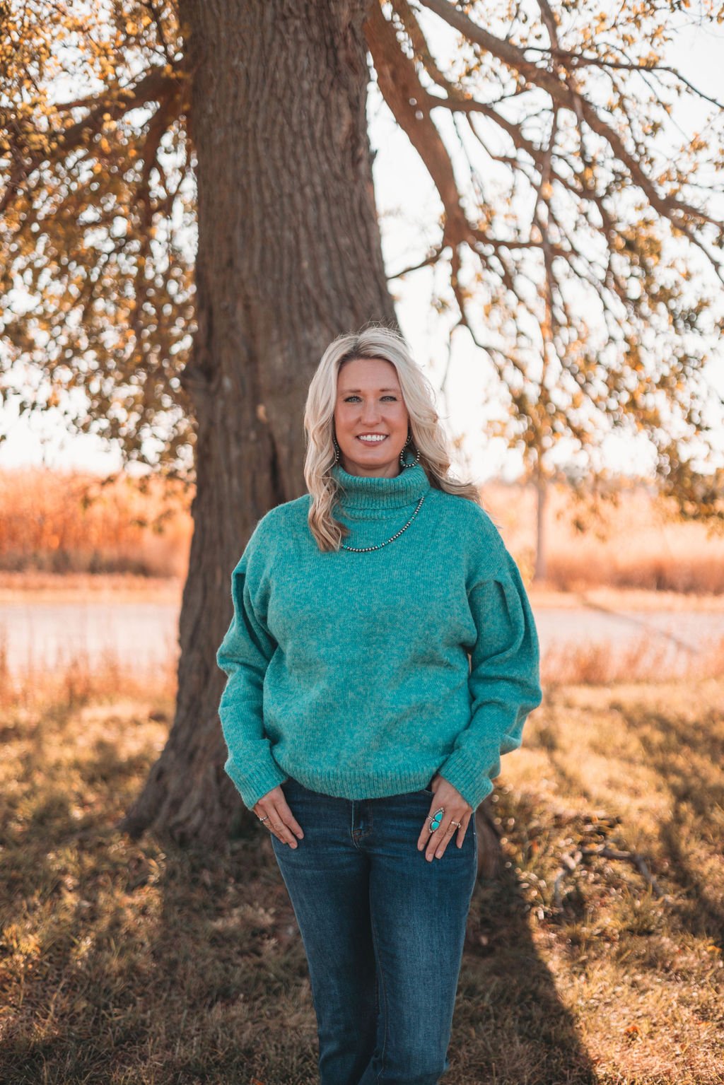 La Miel Loose-Fit Turtleneck Pin-Tuck Long Sleeve Western Sweater — Drop Shoulder Cozy Layering (small remaining) Cowhide and Conchos